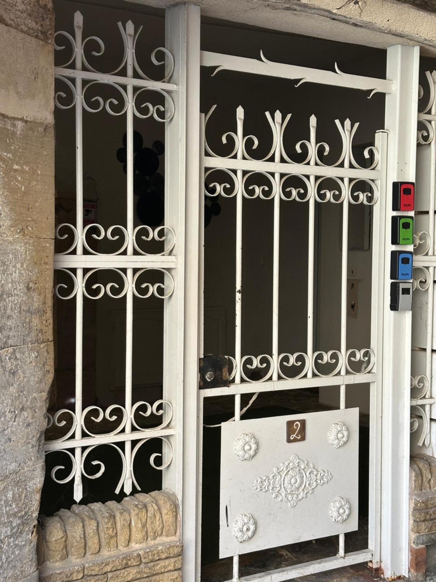 Zen A L Isle LʼIsle-sur-la-Sorgue المظهر الخارجي الصورة
